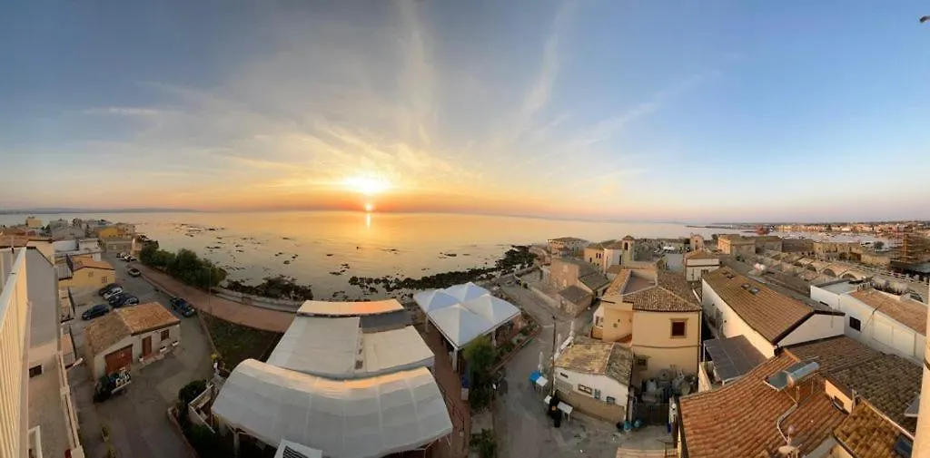 Hotel Casa Maritri Locazione Turistica à Marzamemi Maison d'hôtes